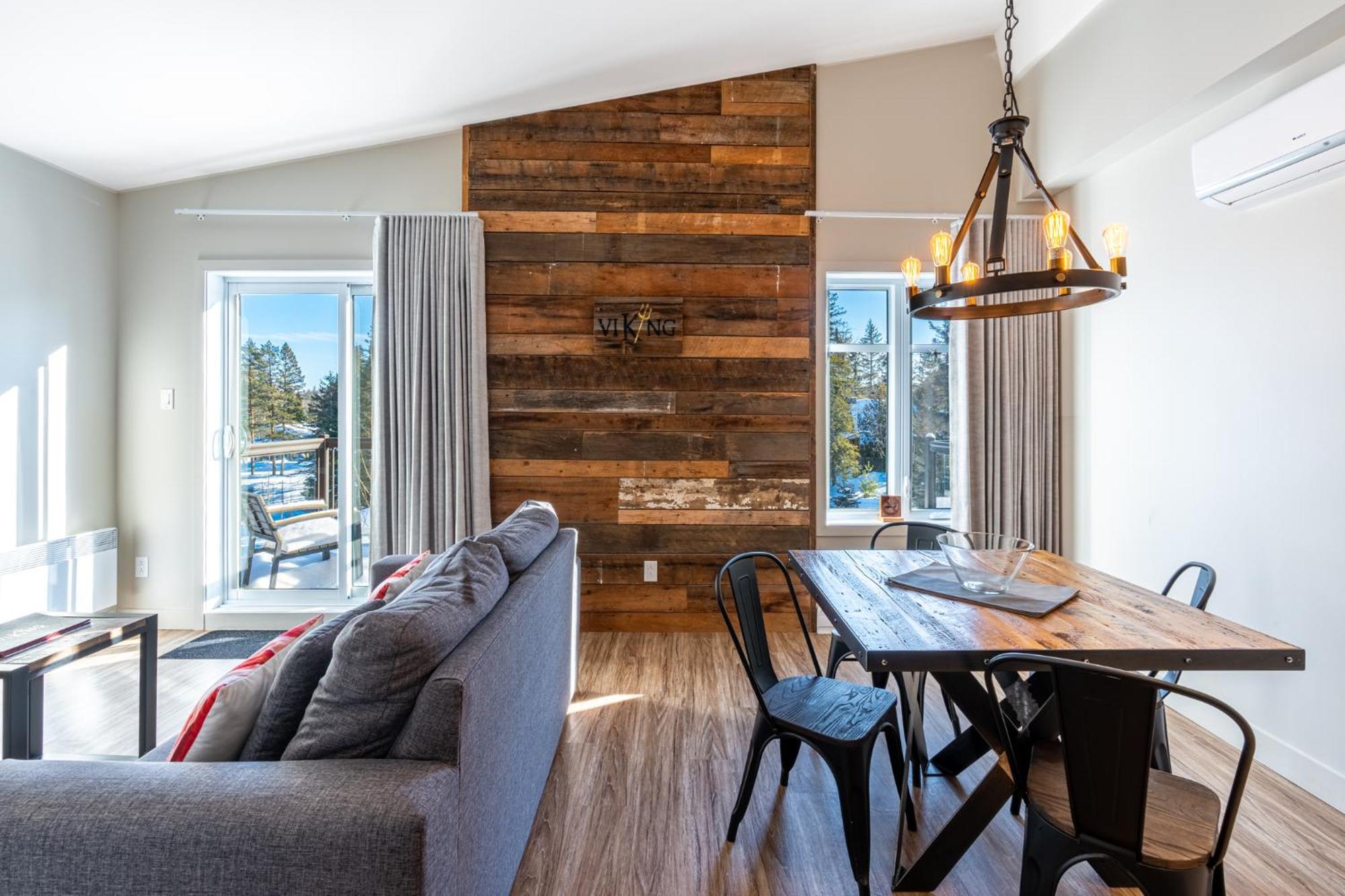 Le Viking Resort Sainte-Marguerite-du-Lac-Masson 외부 사진